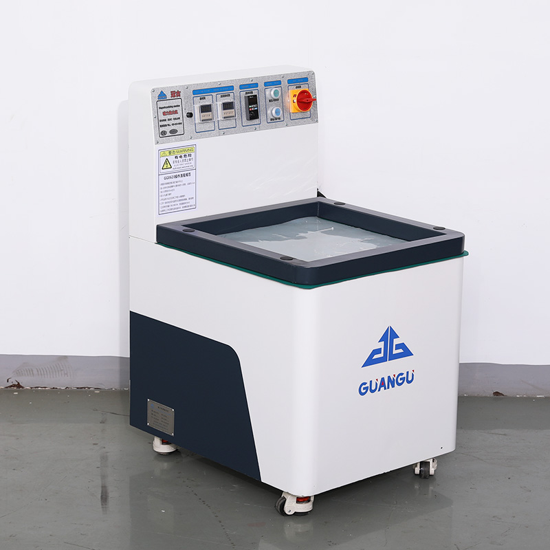 MilanMAGNETIC POLISHING MACHINE GG8620